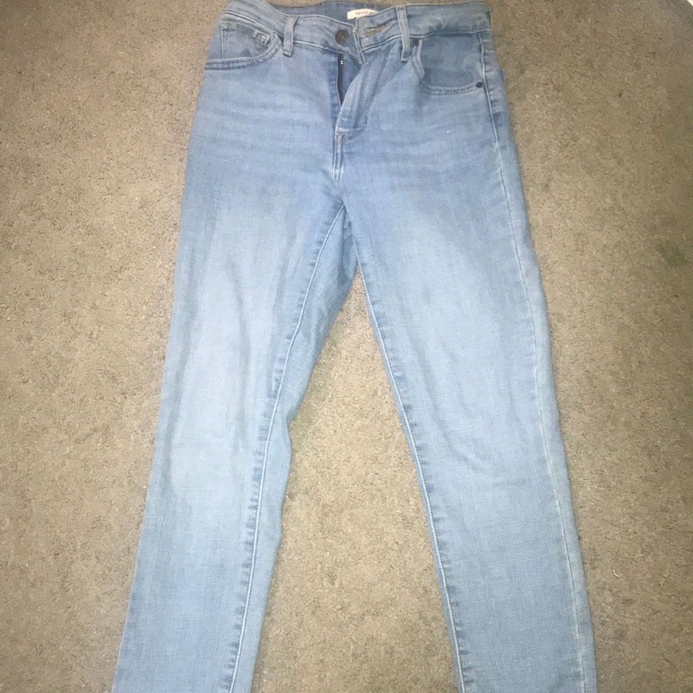 Light Blue Levi Jeans